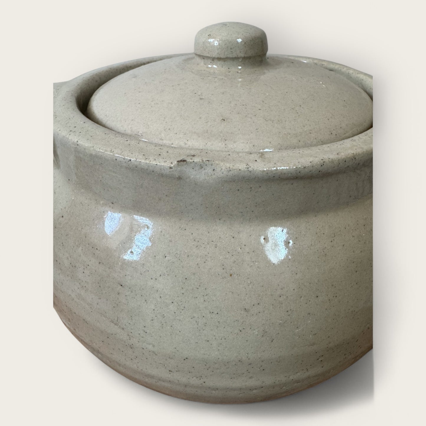 Stoneware Pot with Lid